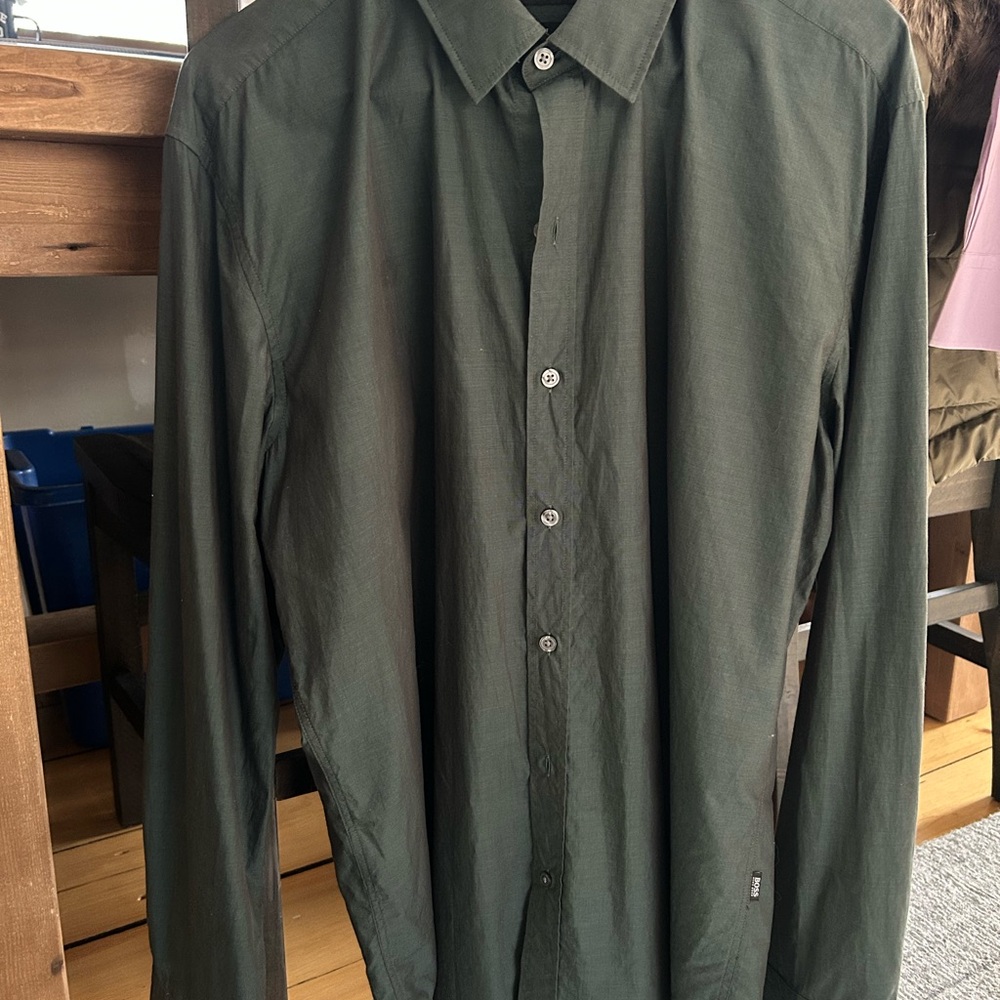 Men's Green Button-Up Shirt
